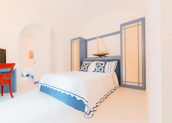 Chiara - Lavi Luxury Капри